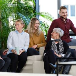 Gruppe Ausbilder Mobil Krankenkasse.