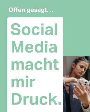Offen gesagt ... Social Media macht mir Druck. "Ein Mädchen guckt traurig auf ihr Handy".