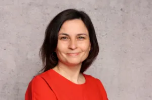 Portrait von Nina Soppa.