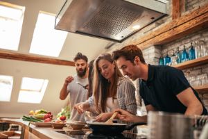 Nachhaltig gesund_LP_ Freunde kochen